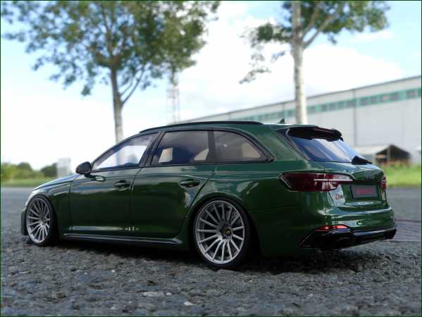 1:18 Tuning Audi A4 RS4 (B9) Avant / Kombi 2020
